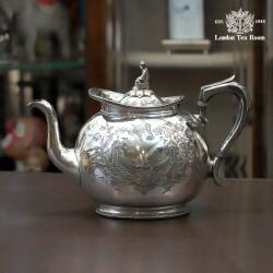 【中古】James Dixon & Sons（ジェームス・ディクソン）チャイナスタイル 手彫りのティーポット SH-1020【アンティーク】【イギリス製】【シルバープレート】《2025/9/25掲載》