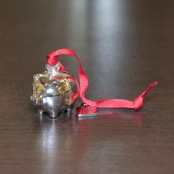 【中古】WEDGWOOD(ウェッジウッド) VERA WANG(ヴェラウォン)コラボ 子豚のオーナメント w-022【アンティーク】【イギリス製】【シルバープレート】