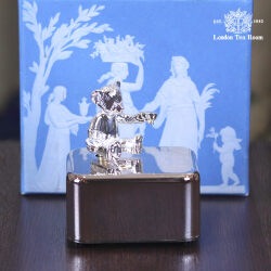 【中古】WEDGWOOD(ウェッジウッド) ロンドンベア オルゴール w-031 箱付き 【アンティーク】【イギリス製】《2025/4/3掲載》