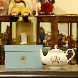 新品】Fortnum & Masonエリザベス女王2世戴冠60周年ティーポットFM-20