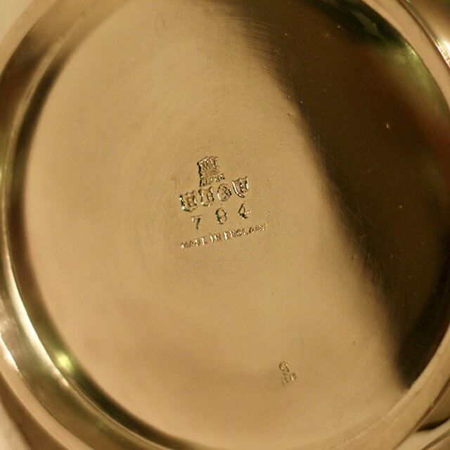 コーヒーテーブル（イギリス　ハロッズで購入） Lloyd's Antiques Real Antique Ryesberg Mobler Tile Top