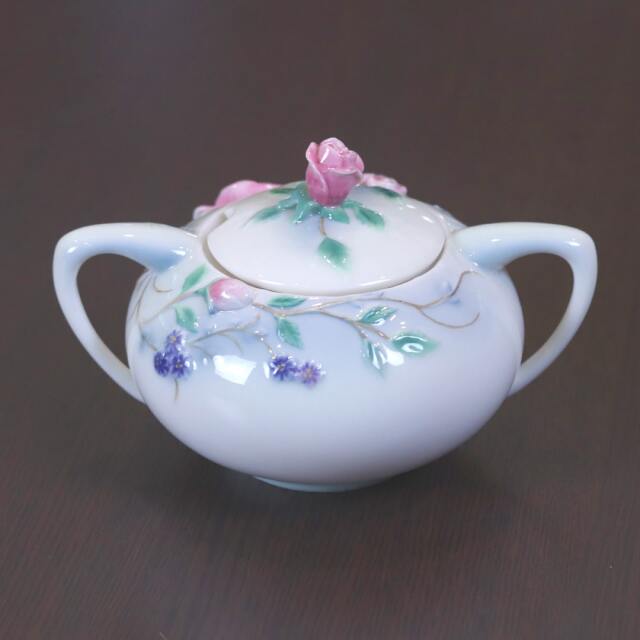 中古】ROYAL DOULTON（ロイヤルドルトン）フランツコレクション ピンク