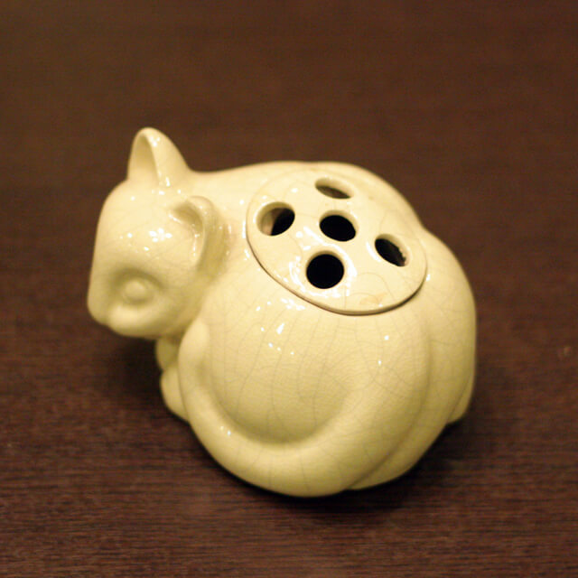 中古】Tiffany（ティファニー）小猫ポプリホルダー(香炉) 磁器 tf-73