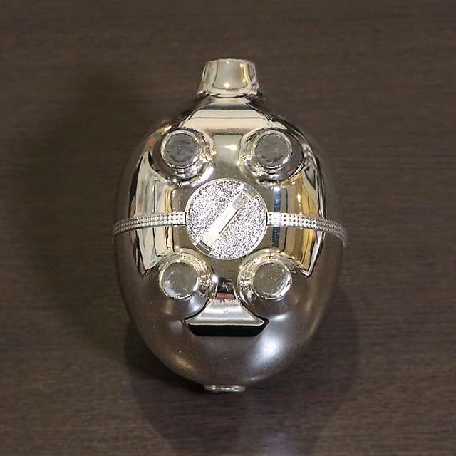 【中古】WEDGWOOD(ウェッジウッド) VERA WANG(ヴェラウォン)コラボ 子豚の貯金箱 w-021【アンティーク】【イギリス製】【シルバープレート】