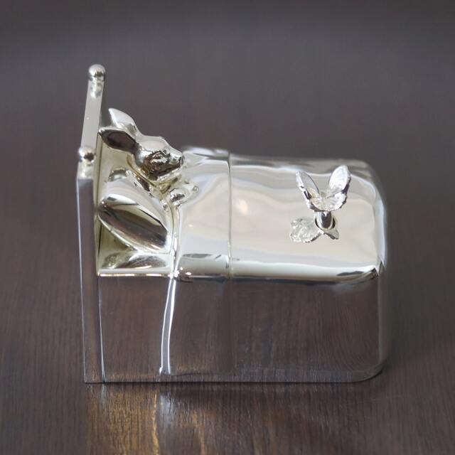 【中古】WEDGWOOD(ウェッジウッド) ピーターラビット オルゴール w-029 箱付き 【アンティーク】【イギリス製】《2025/2/27掲載》