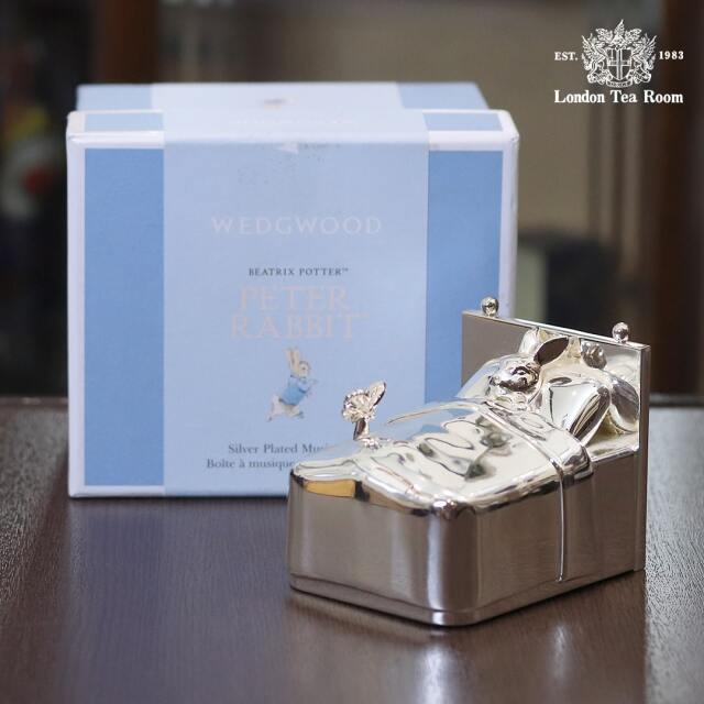 【中古】WEDGWOOD(ウェッジウッド) ピーターラビット オルゴール w-029 箱付き 【アンティーク】【イギリス製】《2025/2/27掲載》