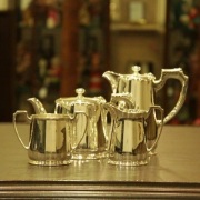 【中古】harrods（ハロッズ）ホテル用4点ティーセット HR-636【アンティーク】【イギリス製】【シルバープレート】