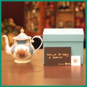 【中古】Harrods（ハロッズ）コート オブ アームズ ティーポット 紋章入り HR-655【未使用品】