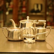 【中古】London Tea Roomオリジナルロゴ入りMappin&Webb(マッピン&ウェッブ)ホテル用ティーセット LTR-03【アンティーク】【イギリス製】【シルバープレート】