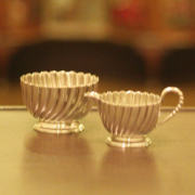 【中古】SHEFFIELD(シェフィールド) ミルクポット＆シュガーポット　sh-823【アンティーク】【イギリス製】【シルバープレート】