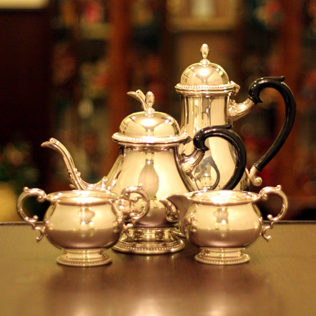 【中古】Mappin&Webb(マッピン&ウェッブ)　家庭用4点ティーセット MW-120【アンティーク】【イギリス製】【シルバープレート】