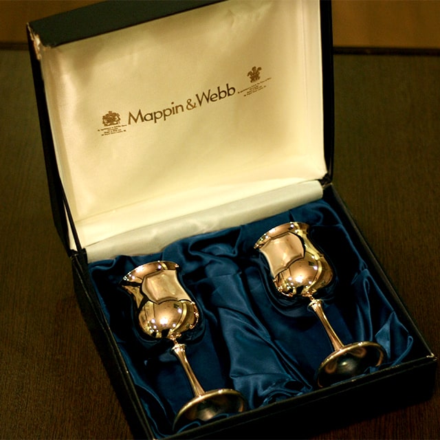 【中古】Mappin&Webb(マッピン&ウェッブ)シルバーワイングラス 2客セット 箱付き MW-236【アンティーク】【イギリス製】【シルバープレート】