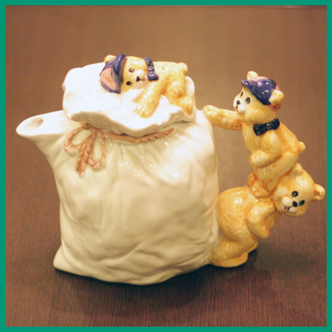 【中古】Lovely Teddy Bear Decorative Tea potラブリーテディベア ティーポット（作者不明）COLL-132【英国（イギリス）製】【装飾ティーポット】アンティーク
