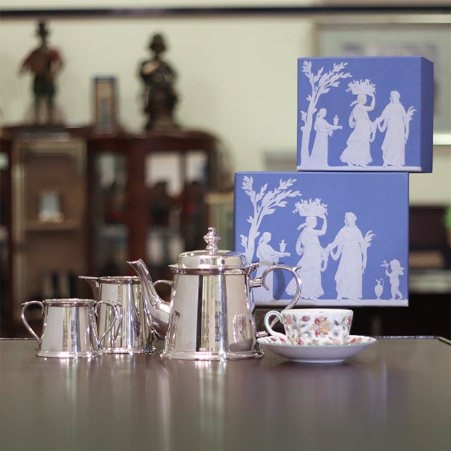 【中古】WEDGWOOD(ウェッジウッド) ホテル用3点ティーセット w-014 箱付き【アンティーク】【イギリス製】【シルバープレート】