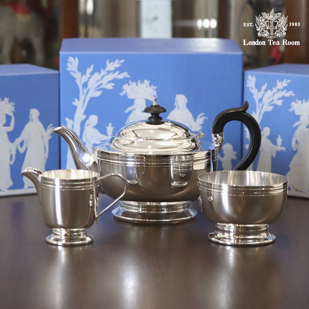 【新古品】WEDGWOOD(ウェッジウッド)  家庭用3点ティーセット w-028 箱付き【アンティーク】【イギリス製】【シルバープレート】《2025/9/17掲載》