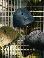 GARBAGE INSIDE OUT CUFF BEANIE