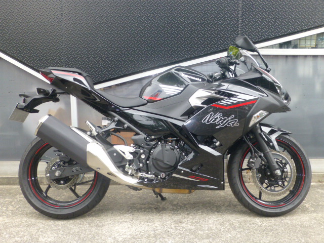 カワサキ Ninja400 (EX400L) 2025年 ブラック  中古車　レンタル車特別販売　