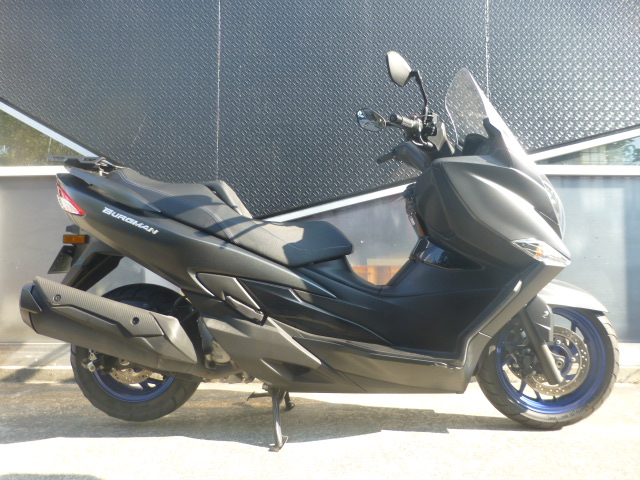 スズキ バーグマン400  ブラック 2020　中古車　