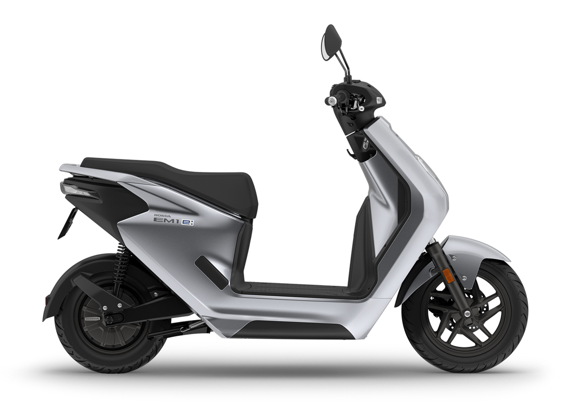 ホンダ　EM1 e：（電動バイク） シルバー  新車