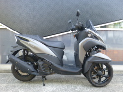 ヤマハ　トリシティ (SEC1J) グレー 中古車