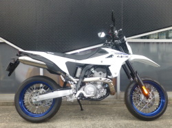 スズキ　DR-Z400SM (ER1AH) ホワイト レンタル車特別販売