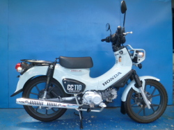 ホンダ　クロスカブ110 (JA60) 水色　中古車