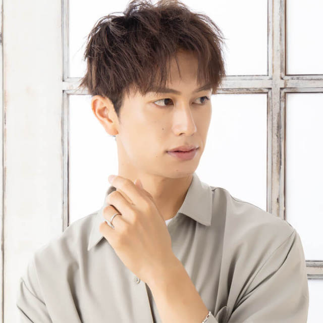 素材と誕生石が選べるペアリング