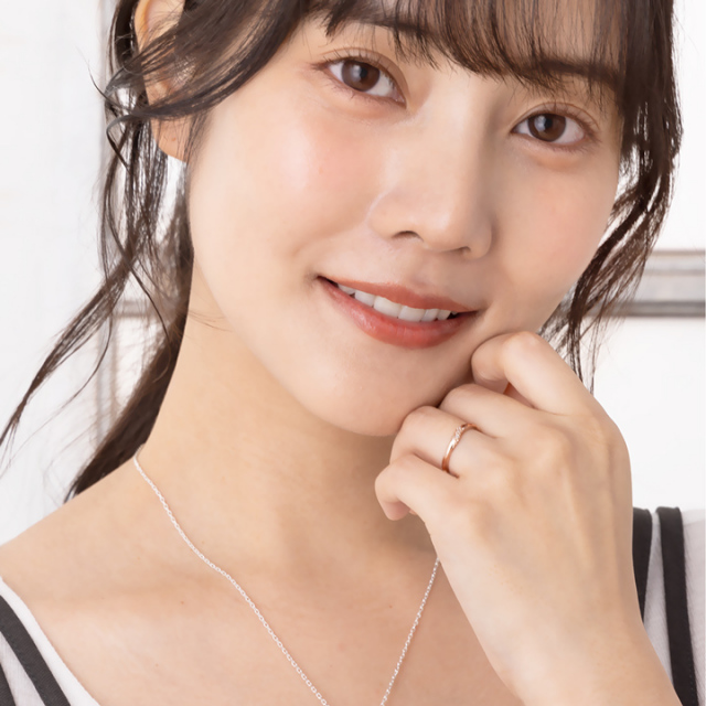 K18、プラチナ950、0.04カラット刻印 ELLE 10号リング 25N02003-