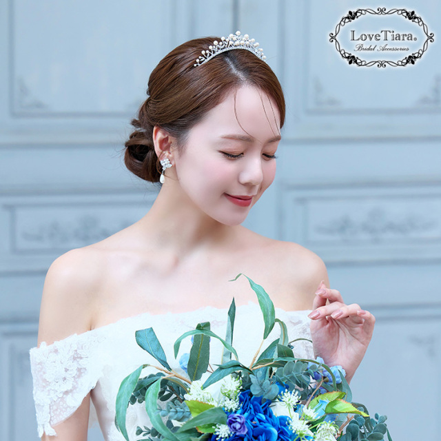 パールフルールコームティアラ 着用イメージ