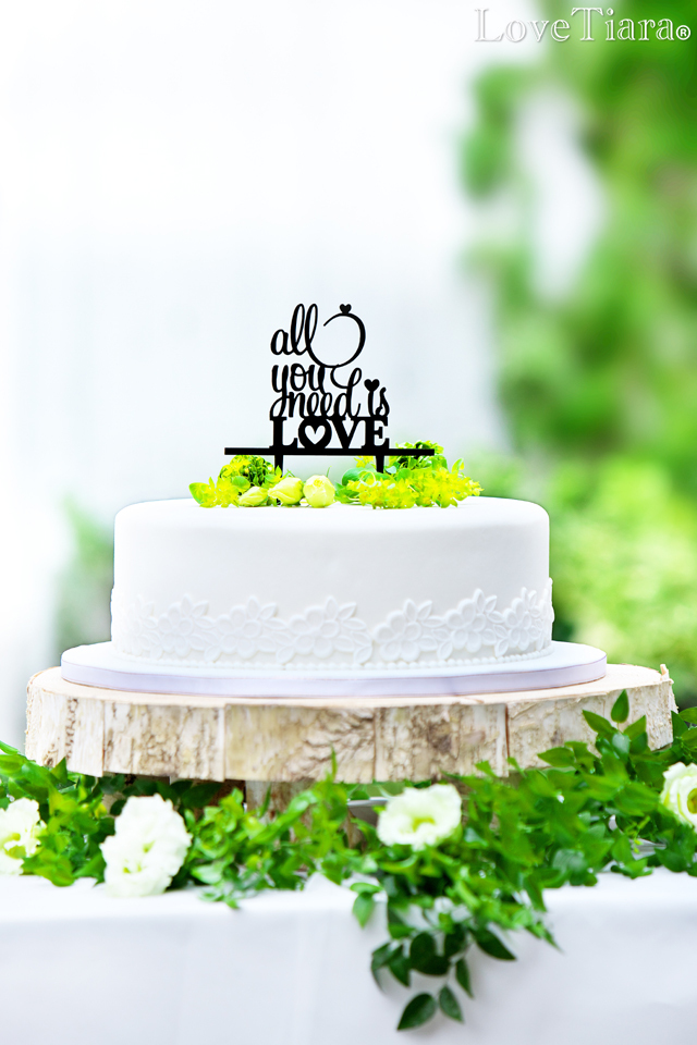 アクリルケーキトッパー【all you need is LOVE（オールユーニードイズ