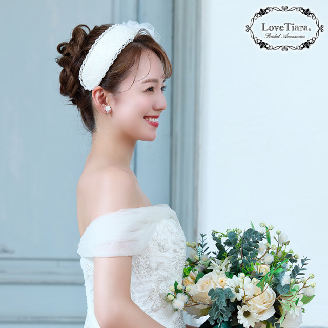【sts】Love Tiara リボン　サテン　ブライダル　ヘアアクセサ sts様専用】Love Tiara リボン サテン ブライダル ヘアアクセサ
