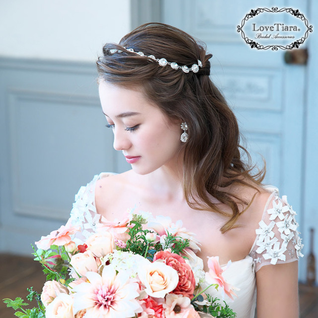 カチューシャ【スパークル】・アウトレットの着用イメージ