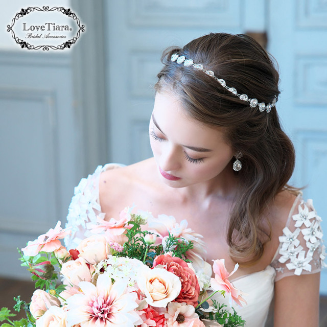 カチューシャ【スパークル】・アウトレットの着用イメージ