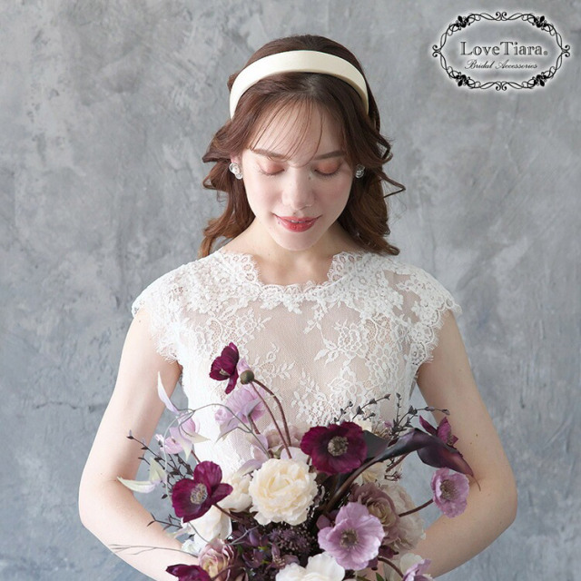 サテンカチューシャ 着用イメージ