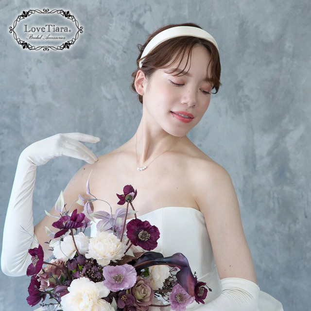 サテンカチューシャ 着用イメージ