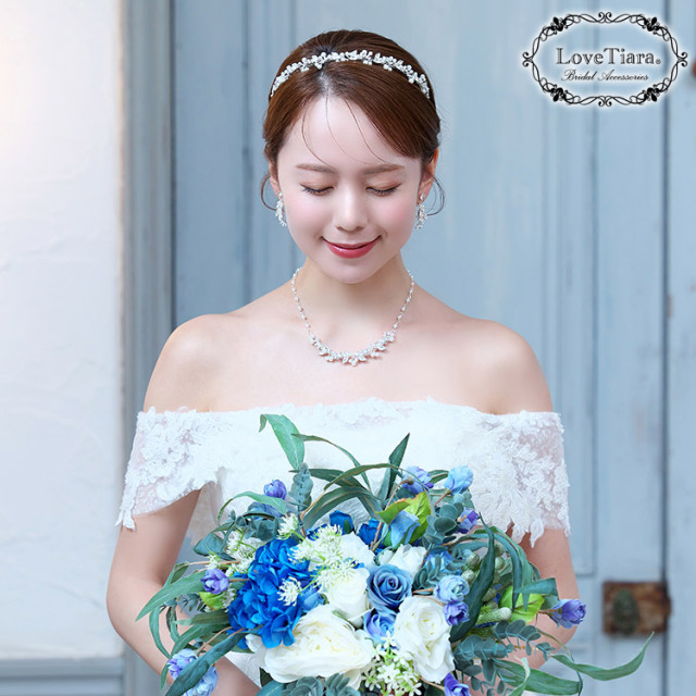 リーフ＆パールカチューシャの着用イメージ