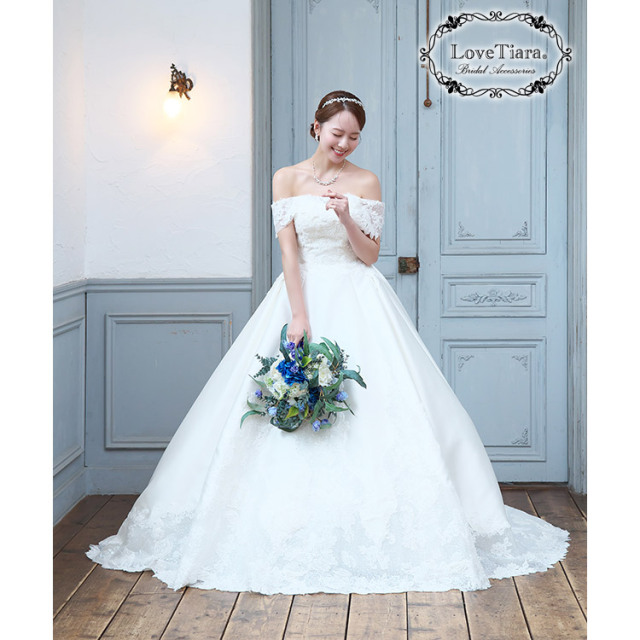 リーフ＆パールカチューシャの着用イメージ