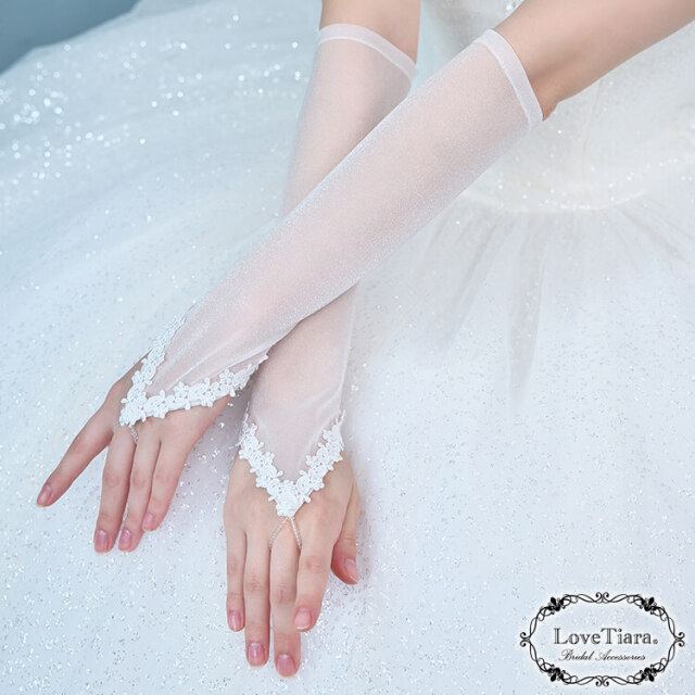 オーガンジーフィンガーレスグローブ【ジュリエット】肘下 着用イメージ