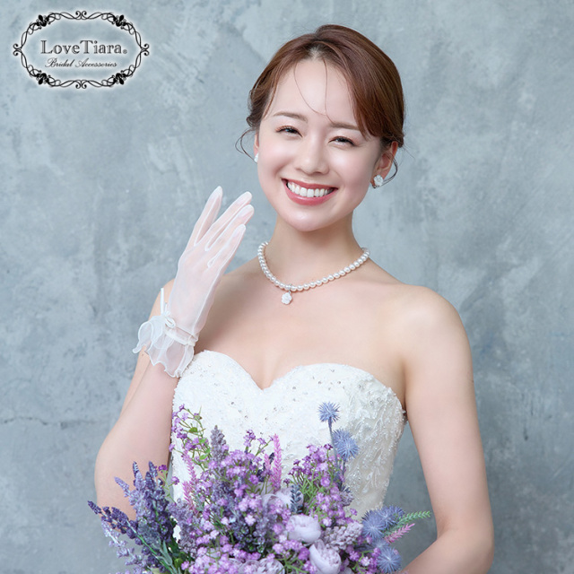 白蝶貝パールネックレス＆イヤリング／ピアスセット 着用イメージ