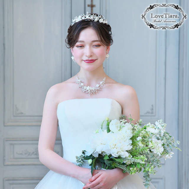 LoveTiara ガーデニア　ティアラ、ネックレス 2点セット ガーデニアネックレス＆イヤリング／ピアスセット 通信販売ブライダル