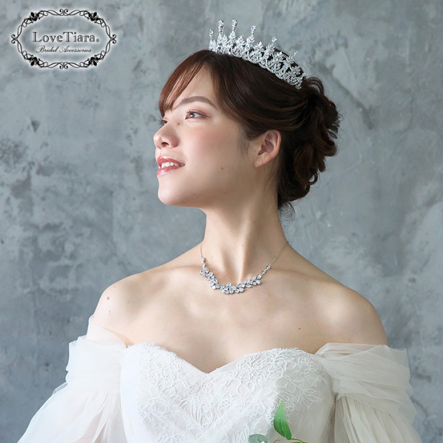 バックドロップジルコニアネックレス 着用イメージ