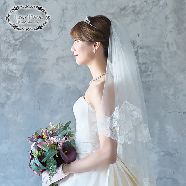 ラッキークローバージルコニアネックレス＆イヤリング／ピアスセット 着用イメージ