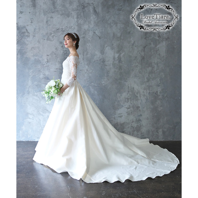 ダイアナジルコニアイヤリング／ピアス 着用イメージ