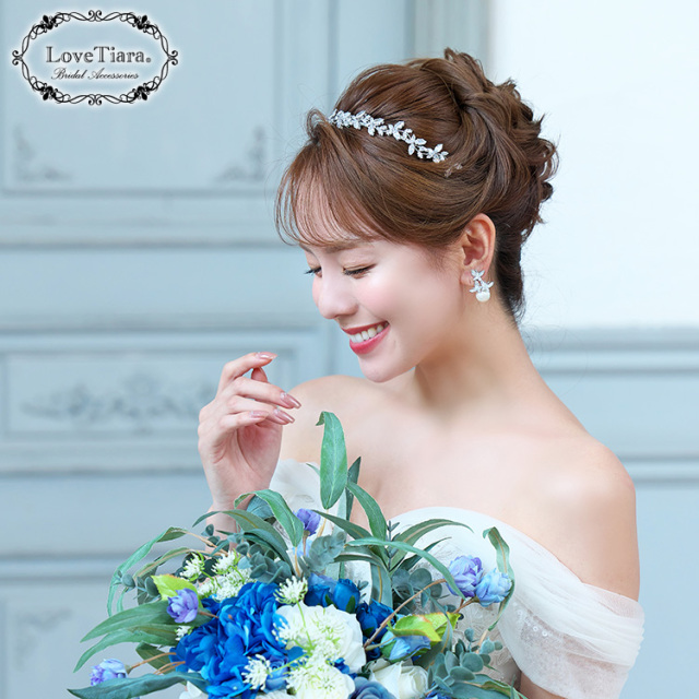 パピヨンパールジルコニアピアス 着用イメージ