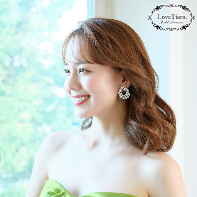 マギージルコニアイヤリング／ピアス 着用イメージ