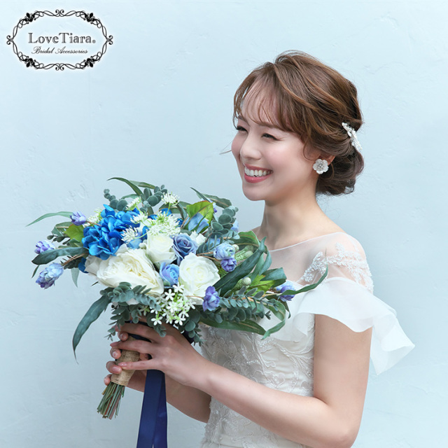 白蝶貝ジルコニアイヤリング／ピアス 着用イメージ