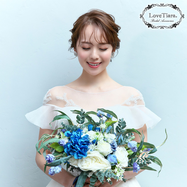 白蝶貝ジルコニアイヤリング／ピアス 着用イメージ