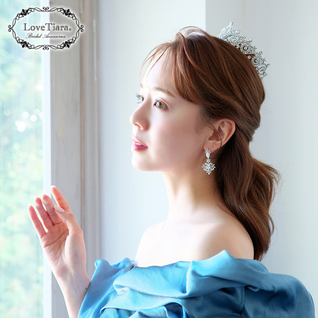 フェリシアジルコニアイヤリング／ピアス 着用イメージ