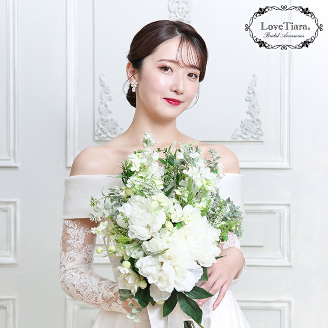 プリマジルコニアイヤリング／ピアス 着用イメージ