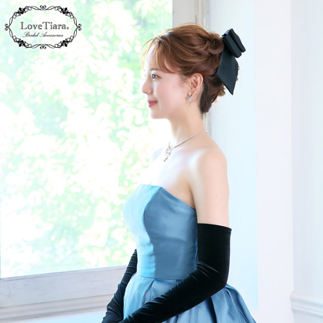 リボンクリスタルネックレスセット 着用イメージ